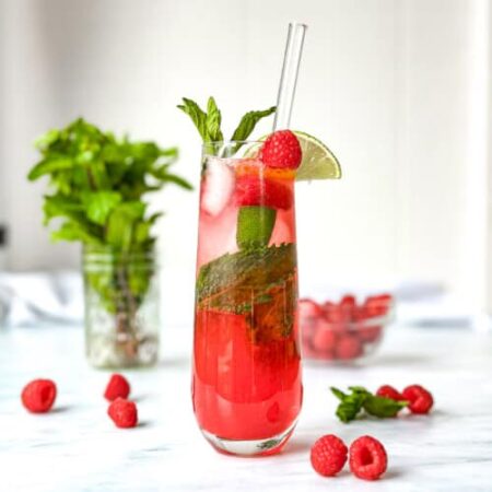Raspberry mojito